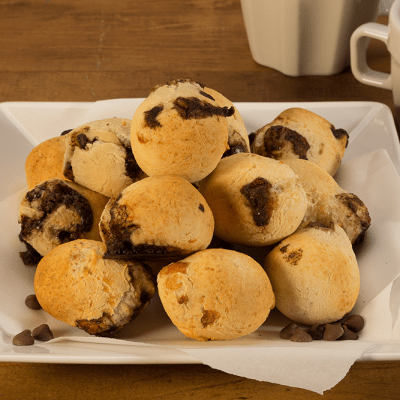 Pão de Queijo com Gotas de Chocolate