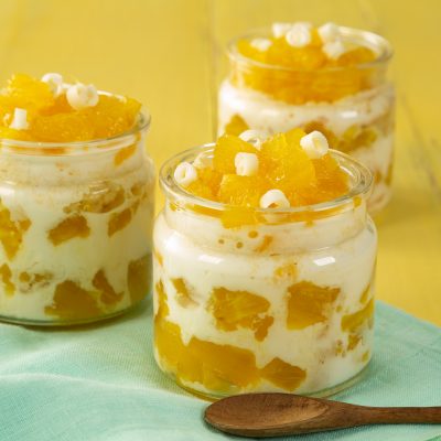Bolo no Pote Refrescante de Abacaxi