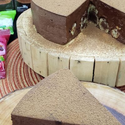 Torta Carolina com Brigadeiro