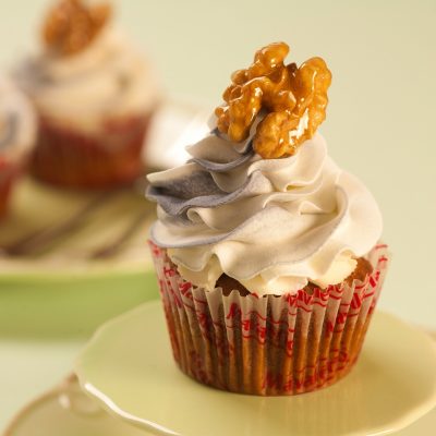 Cupcake de Chocolate com Recheio de Nozes