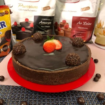 Torta de Chocolate com Creme de Baunilha