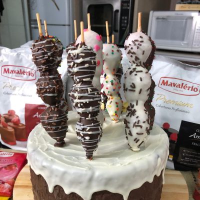 Espeto de Morango Recheado