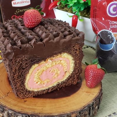 Bolo Surpresa com Rocambole