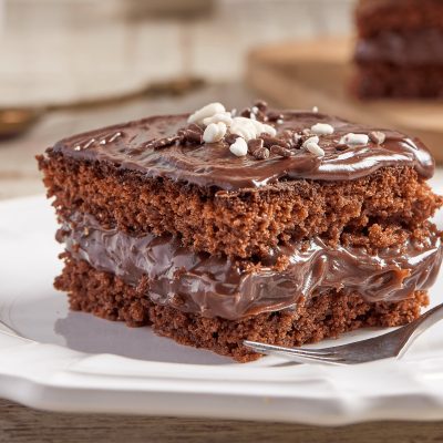 Bolo de Brigadeiro com Flocos Mesclado