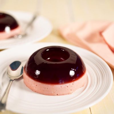 Gelatina Cremosa de Frutas Vermelhas