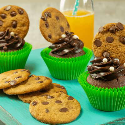 Cupcake com Brigadeiro e Cookies