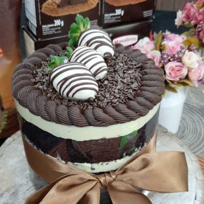 Bolo de Chocolate e Maracujá no Acetato