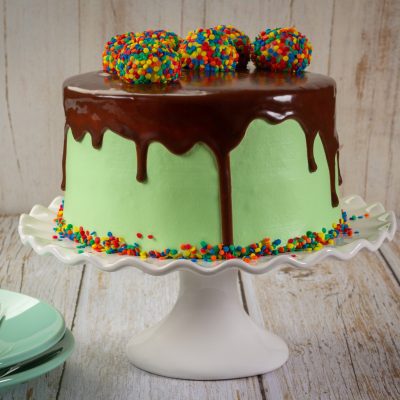 Bolo Miniconfete Mil Cores