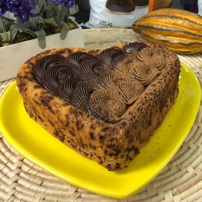 Bolo Formigueiro Recheado com Brigadeiro Cremoso