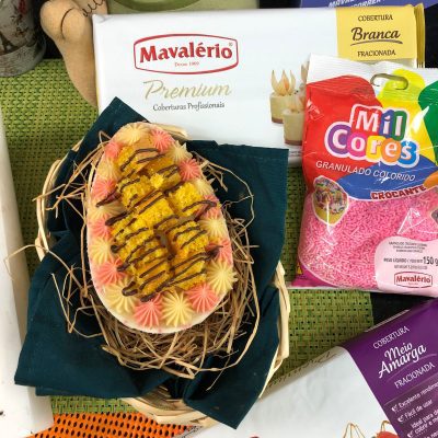 Ovo Duo de Brigadeiros Branco e de Morango