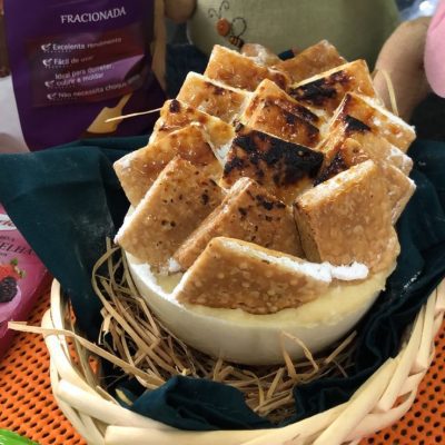 Ovo Mil Folhas de Chocolate